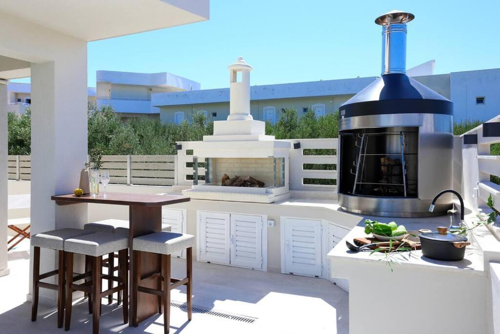 Villa Constantino With Heated Pool Kato Gouves Экстерьер фото